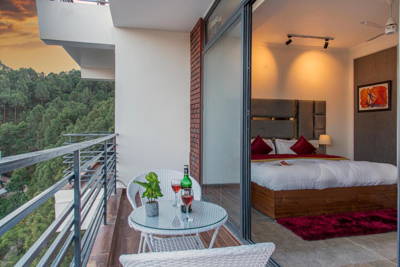 Bed and Breakfast Hillcrest Heights Kasauli Exteriér fotografie